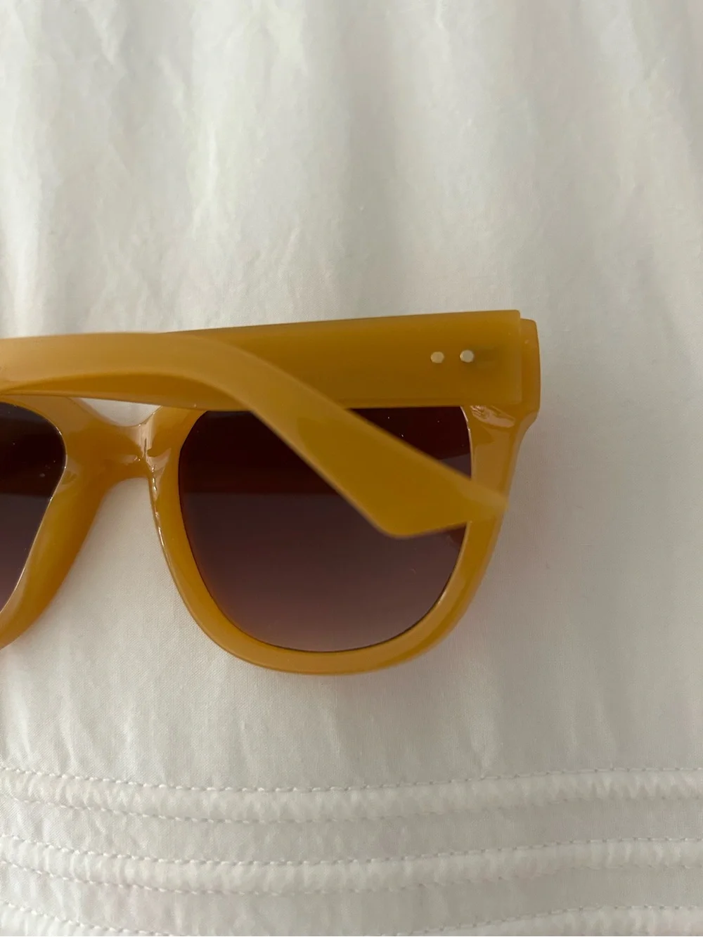 New oversized yellow sunglasses 😎